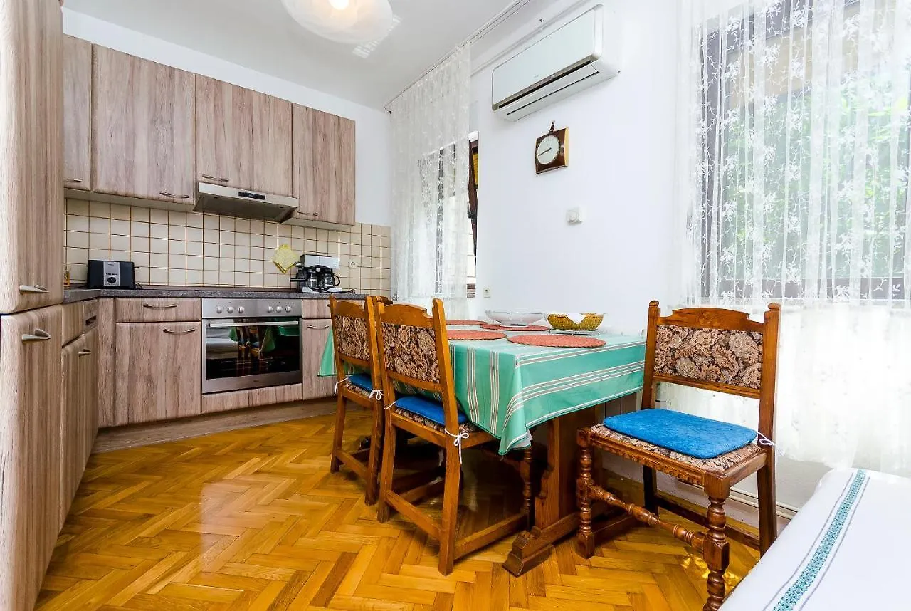Apartments Vanja Trogir