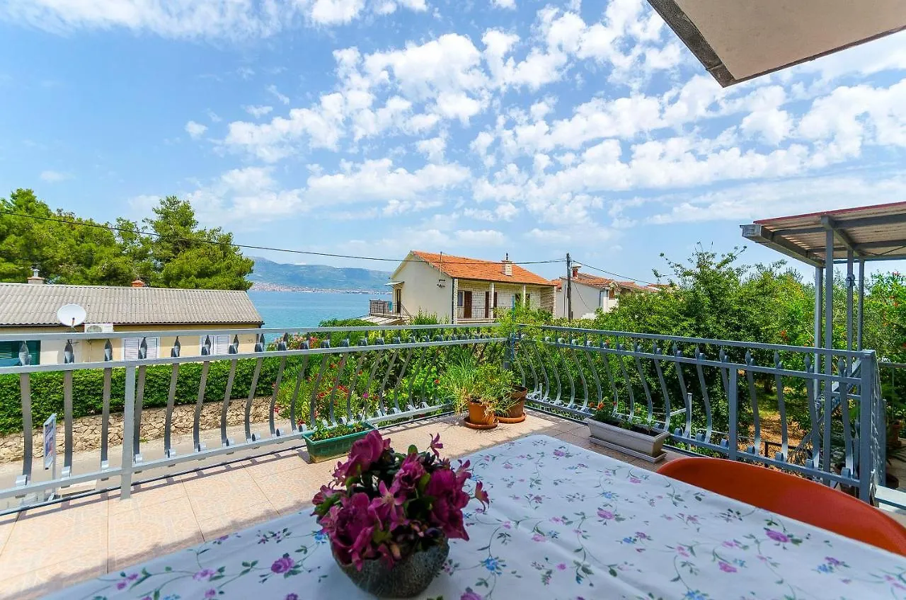 Apartments Vanja Trogir