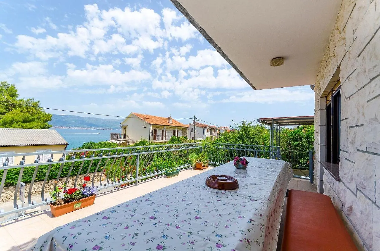 Apartments Vanja Trogir