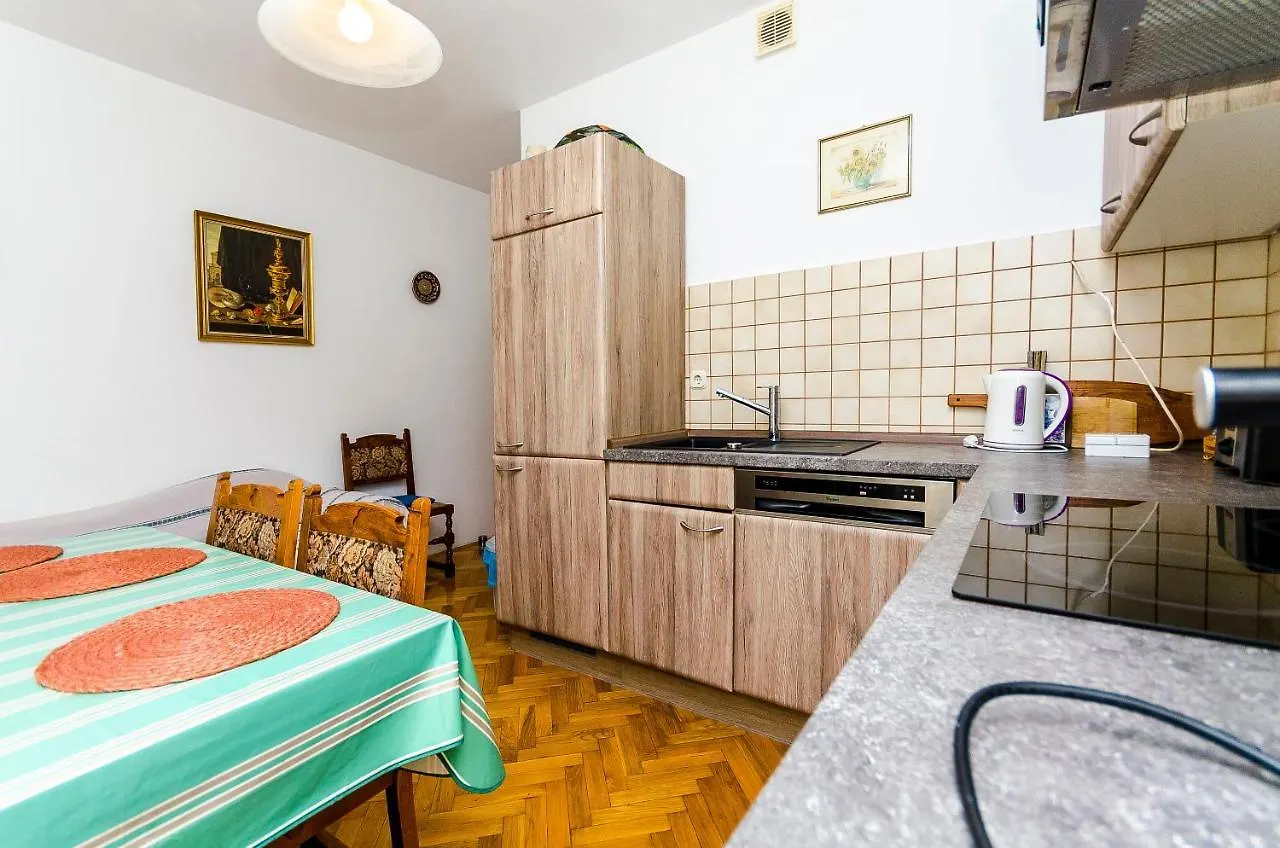 Apartments Vanja Trogir Croatia
