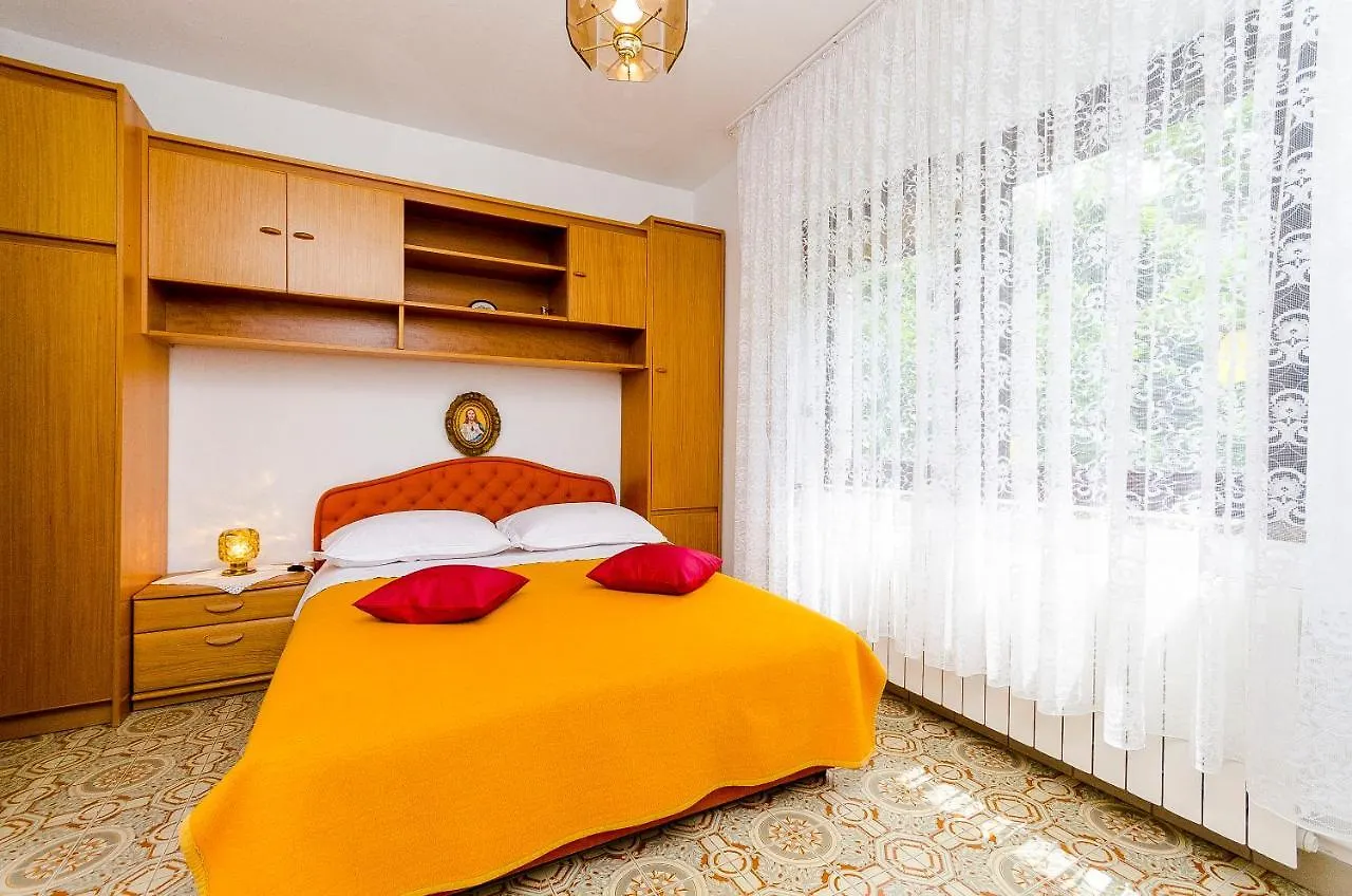 Apartments Vanja Trogir