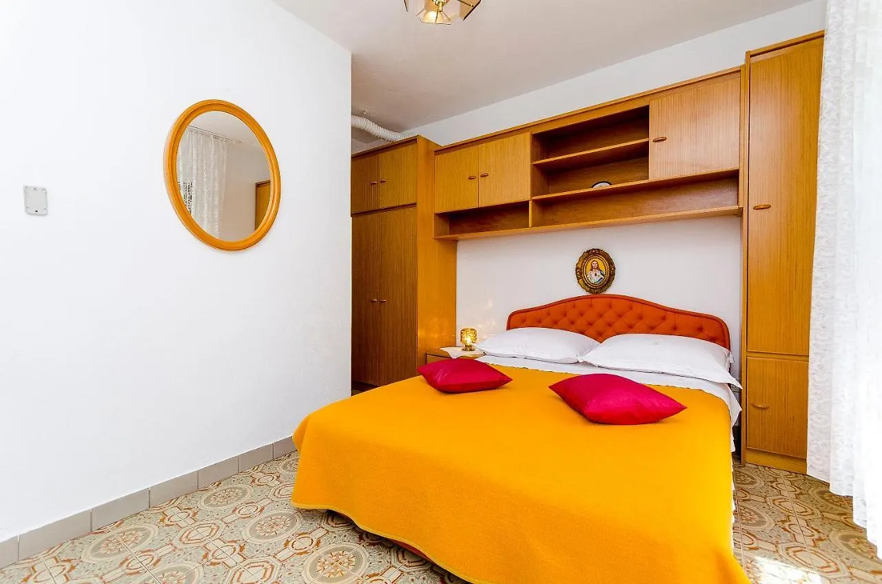Apartments Vanja Trogir 0*,  Croatia
