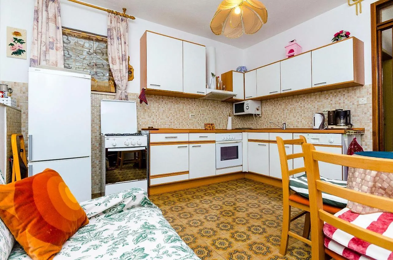 Apartments Vanja Trogir Croatia